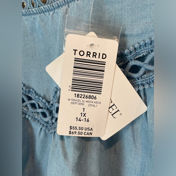 TORRID Flutter Blouse - Denim Medium Wash- Size 1X- New w Tags - Picture 10 of 12
